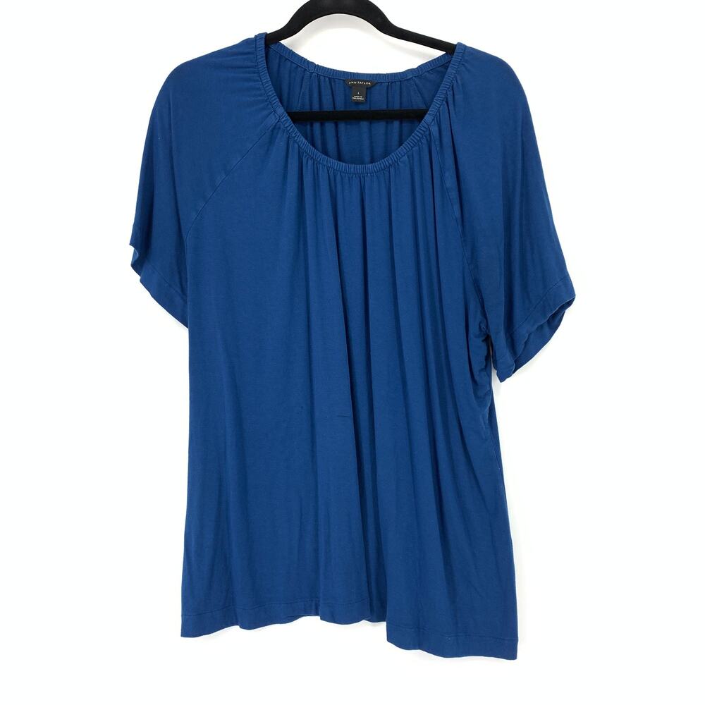Ann Taylor Women's Size L Lightweight Pleated Top Blouse Short Sleeve Blue *READ